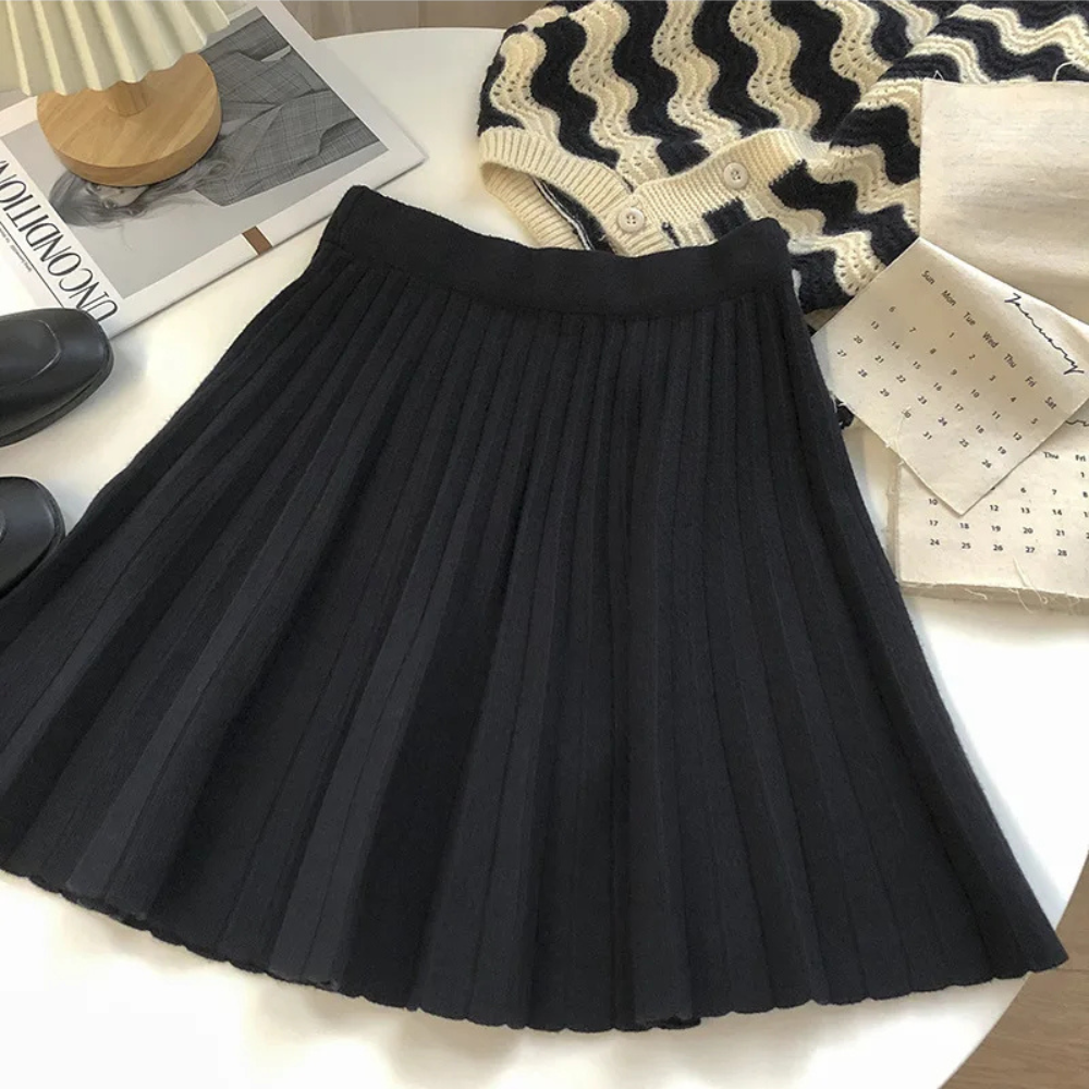 Isolde | Knit Pleated Mini Skirt