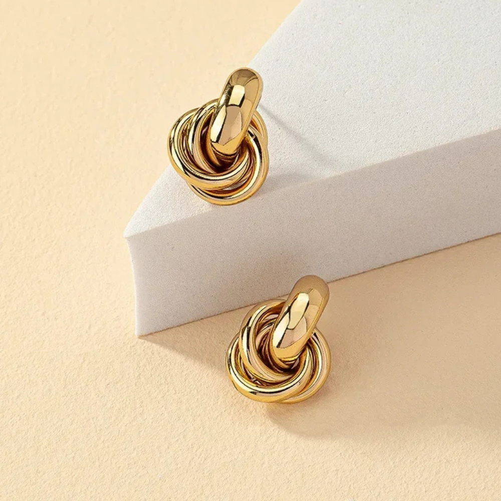 Talia | Knot Earring